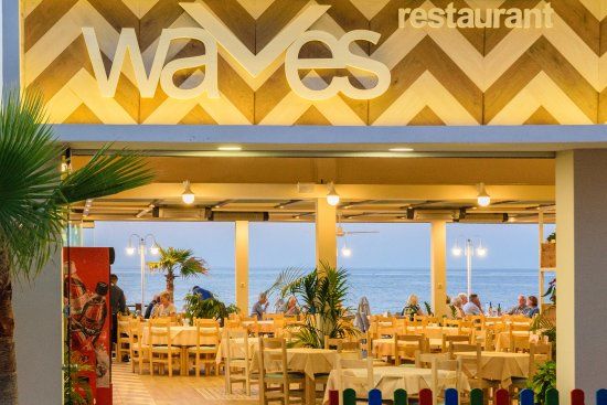 Waves Restaurant