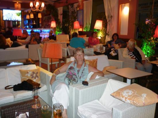 Cafe Pyxida