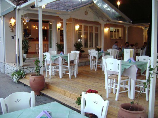 Roots Restaurant