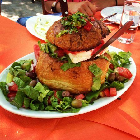 Karaboulias Restaurant