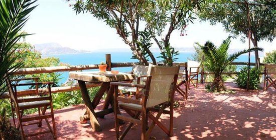 EmeraldSnack Bar & Restaurant