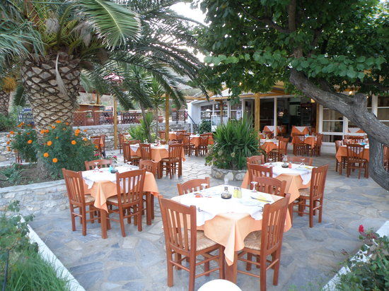 Rose Garden Restaurant Bar