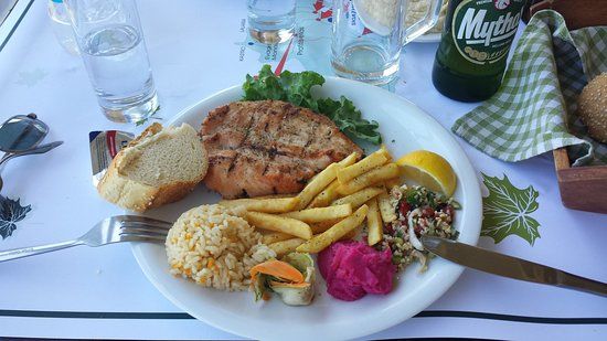 Platanos Restaurant