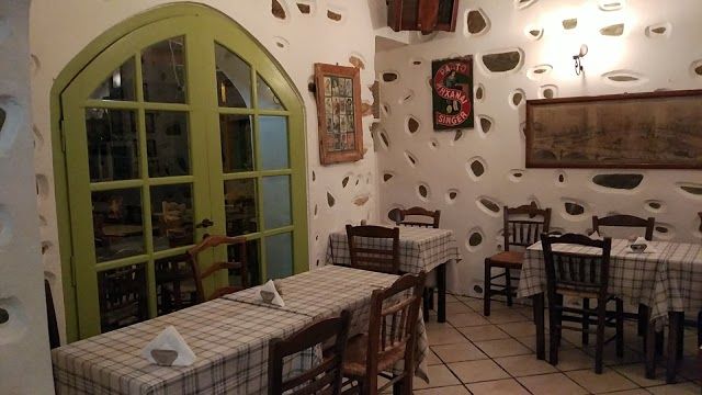 Maro's taverna