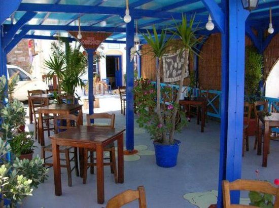 Corner Taverna