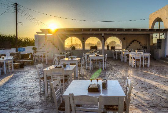 Sinioris Taverna