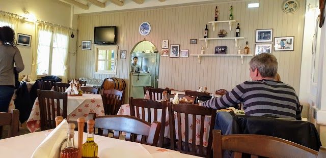 Taverna PAROS